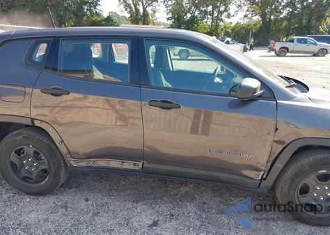 2018 Jeep Compass Sport Fwd из США, поврежденный, VIN 3C4NJCAB5JT489293